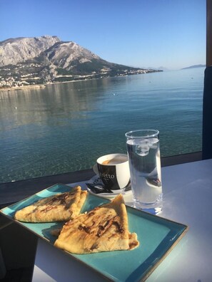 Dining - Lovely family-sized appartment 5 minutes from the beach (Kaštela)