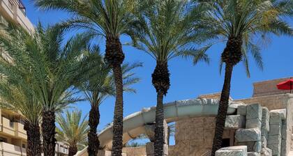 Cancun Resorts - Las Vegas - 1 Bedroom, 2 Bath. Sleeps 4