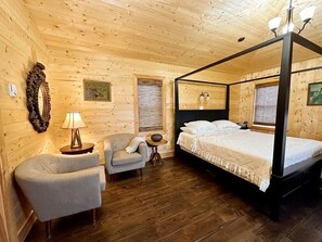 4 bedrooms, desk, iron/ironing board, free WiFi
