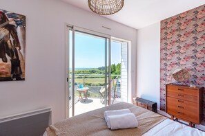 2 chambres, fer et planche à repasser, lit parapluie, Wi-Fi gratuit