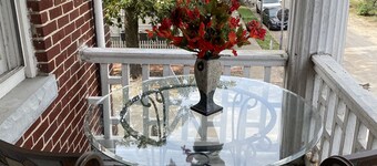 Historic Olde Towne 2 Bedroom 1 Bath 1100sq ft Vacation Rental