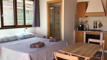 1 camera, Wi-Fi, lenzuola