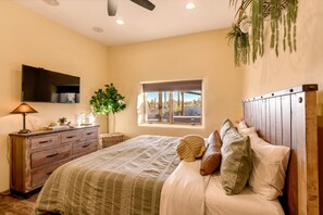 4 bedrooms, premium bedding, desk, iron/ironing board