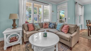 Maison, plusieurs lits (Storybook Cottage) | Coin séjour