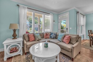 House, Multiple Beds (Storybook Cottage) | Living area - Storybook Cottage (Lincoln City)