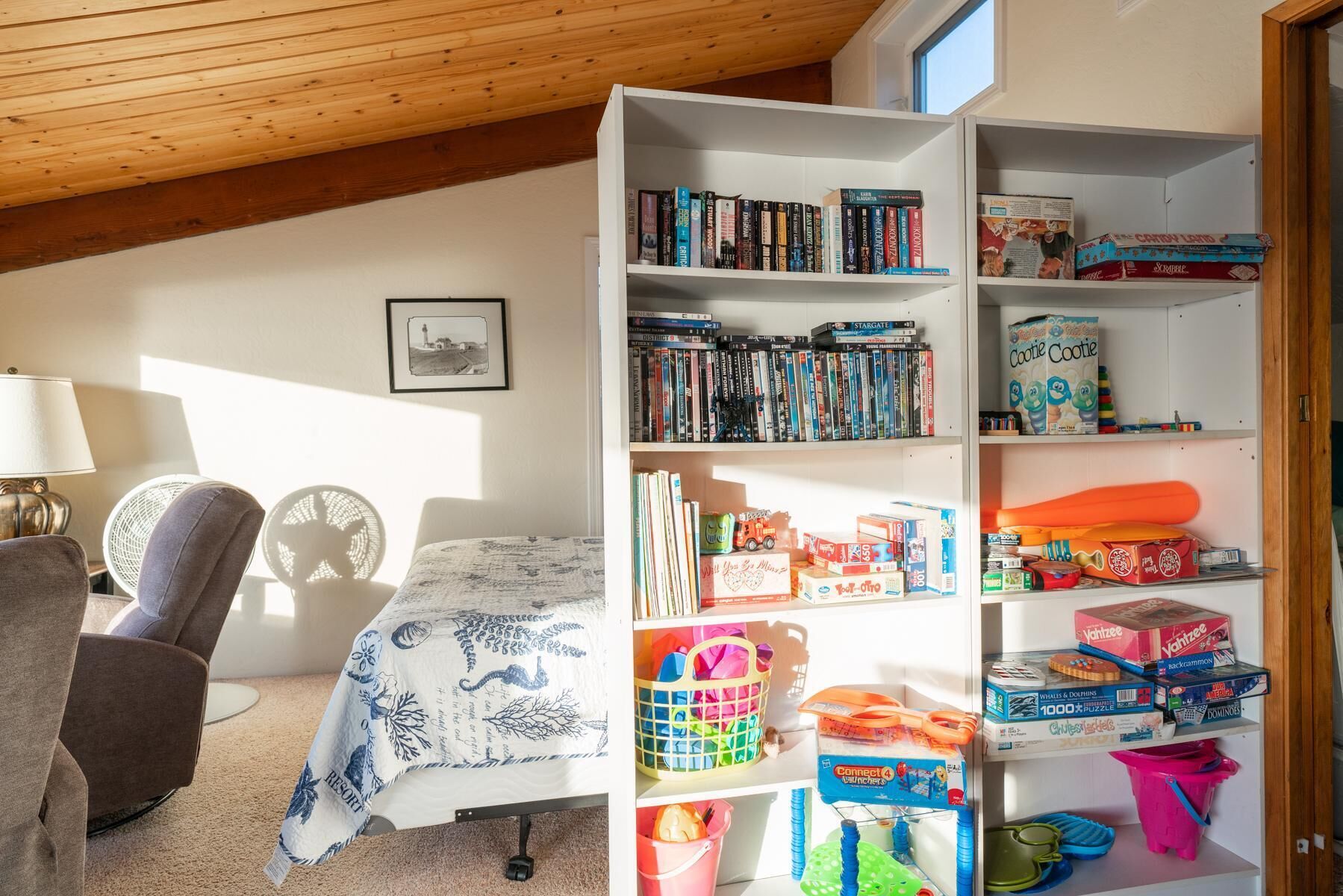 House, 2 Queen Beds (Whale Pointe) | 2 bedrooms, Internet