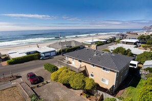 House, Multiple Beds (The Seaview) | Aerial view - The Seaview (Lincoln City)