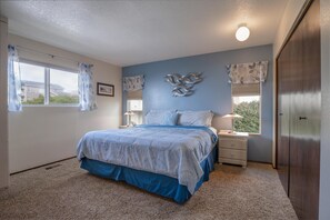 House, Multiple Beds (The Seaview) - The Seaview (Lincoln City)