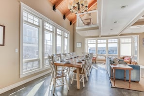 House, Multiple Beds (The Tides Inn) | Dining