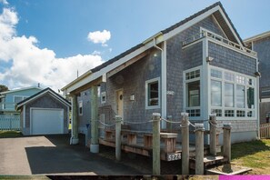 Exterior - The Tides Inn (Lincoln City)