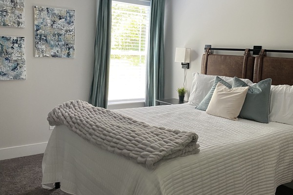 2 Schlafzimmer, Schreibtisch, Bügeleisen/Bügelbrett, WLAN