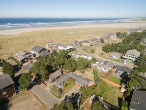 ハウス クイーンベッド 2 台 (Sandpiper Cottage) | 外観
