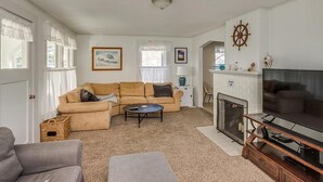 Casa, várias camas (Surfers Paradise) | Sala de estar