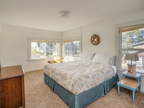 4 bedrooms, bed sheets - Surfers Paradise (Seaside)