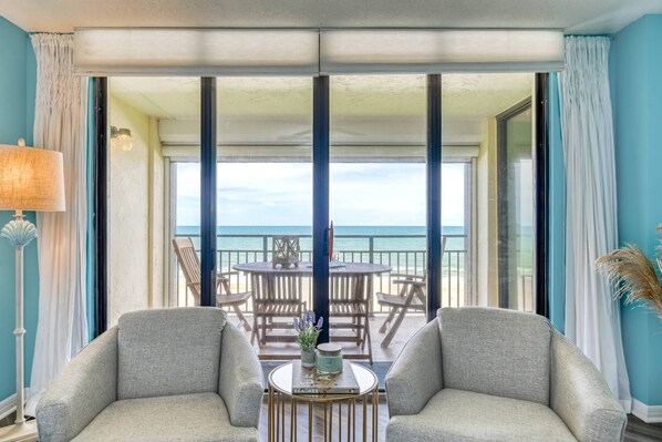 Condo (Sand Dollar Penthouse) | Exterior