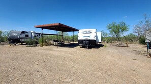 Property grounds - Luxury RV with full kitchen sleeps family of 6 inside fenced property (Eagle Pass)