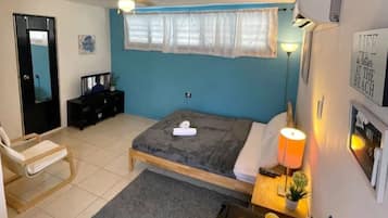 1 bedroom, iron/ironing board, free WiFi