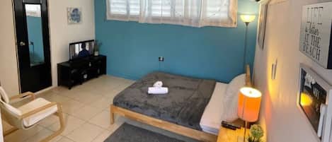 1 bedroom, iron/ironing board, free WiFi