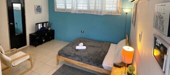 Caracoles #2 Apartment 7 Min to Airport & FREE WI-FI