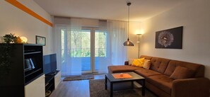 Fernseher, Stereoanlage