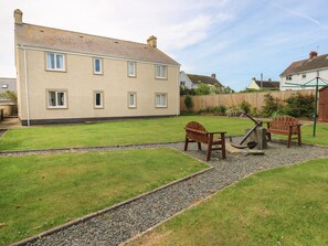 คอทเทจ | ภายใน