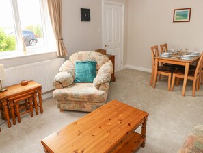 คอทเทจ | ภายใน