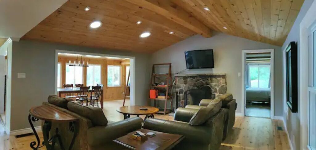 TV, fireplace, DVD player