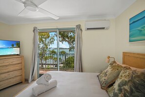 2 bedrooms, WiFi - Sunset Waters 14 - Hamilton Island (Whitsundays)