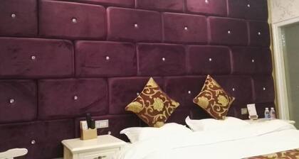 Yanjin Jinzuo Mingdu Hotel