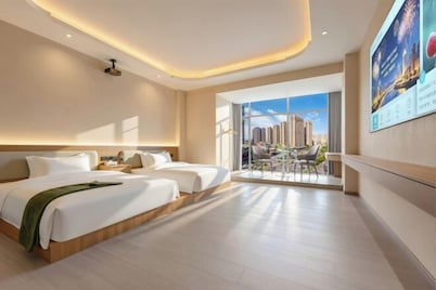 Theme Hotel of No. 8 Mansion (Liuyang Shop)