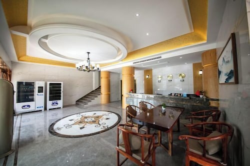 Jiuhua Airport Hotel