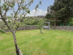 Property grounds - Ash (Newtonmore)