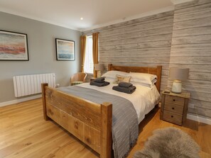 1 bedroom, individually decorated, individually furnished, free WiFi - Ash (Newtonmore)