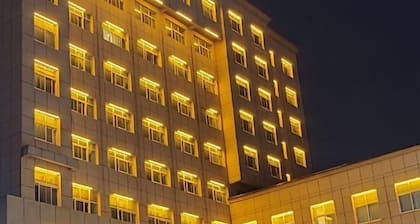 Quanjun Hotel