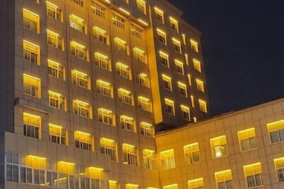 Quanjun Hotel