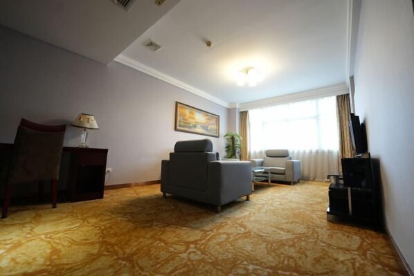 Room - Quanjun Hotel (Dawu)