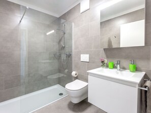 Hair dryer - Beautiful apartment for 4 guests with WIFI, TV, balcony and pets allowed (Locarno)