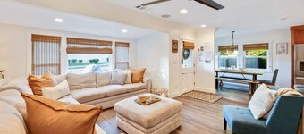 Cute Home 7 Blocks To Beach | XBOX | Bikes | Pets