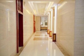 Interior - Xundian Fengyi Hotel (Tangdian Passenger Transport Terminal) (Xundian)