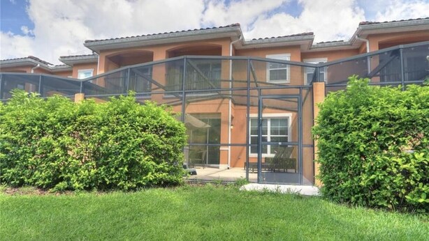 Exterior - Gated Community With Private hot tub Near Disney!!! (Kissimmee)