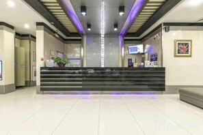 Lobby - Jiangmen Baiwo Hotel (Wuyi Hospital of Traditional Chinese Medicine West Area) (Jiangmen)