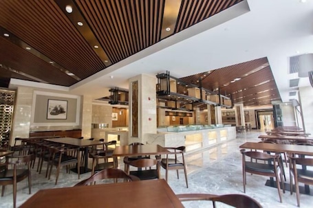 Restaurante. Nature Hotel Four Seasons