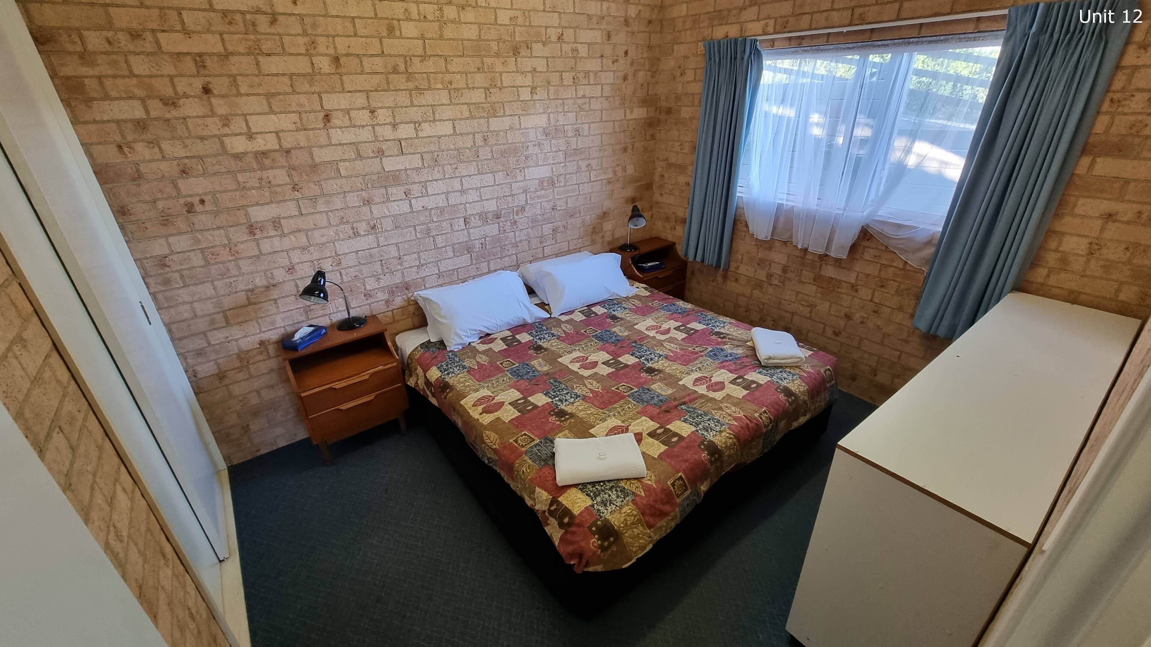 Individually furnished, iron/ironing board, bed sheets