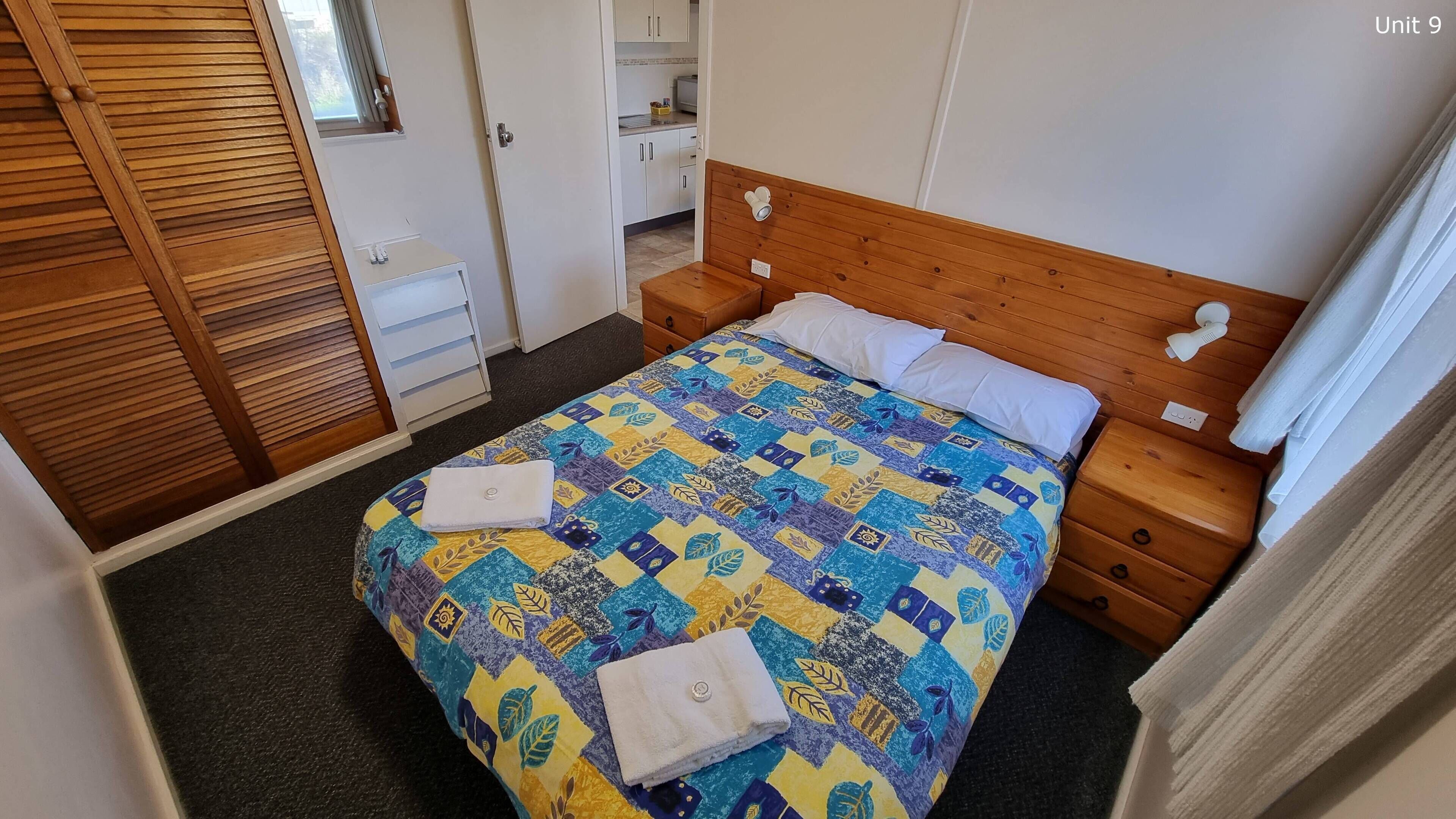 Individually furnished, iron/ironing board, bed sheets