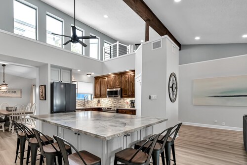 Luxury 6BR Lakefront Home with Pool, Private Dock, Game Room, Putting Green & Outdoor Oasis!