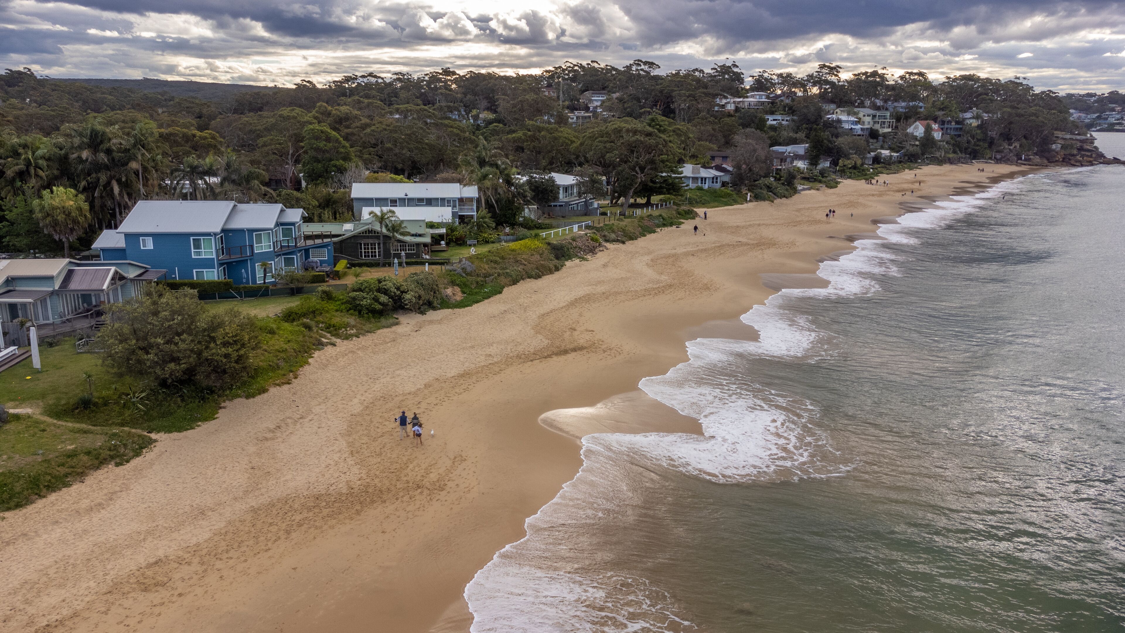Absolute beachfront - Horderns Beach Bundeena — image 20