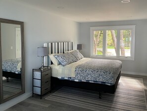 4 bedrooms, free WiFi, bed sheets