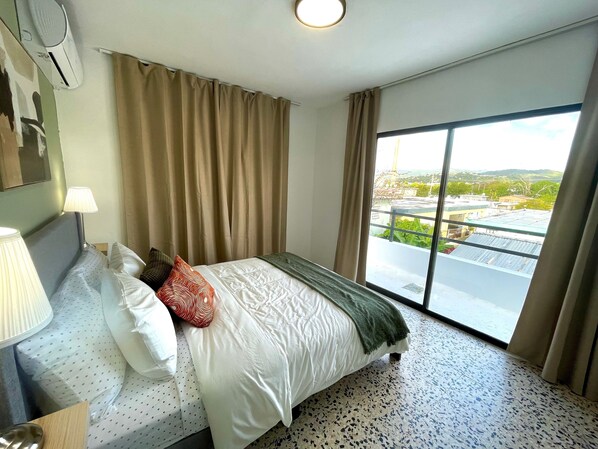 1 bedroom, in-room safe, desk, iron/ironing board