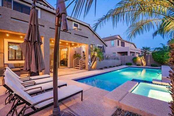 Outdoor pool, a heated pool