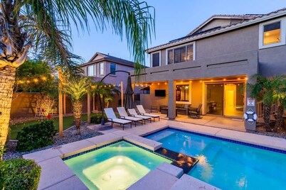 Fun Family Oasis w/ Pool, Spa, EV Charging